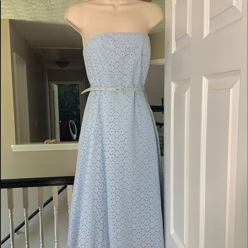Dress - Picture 2 of 4